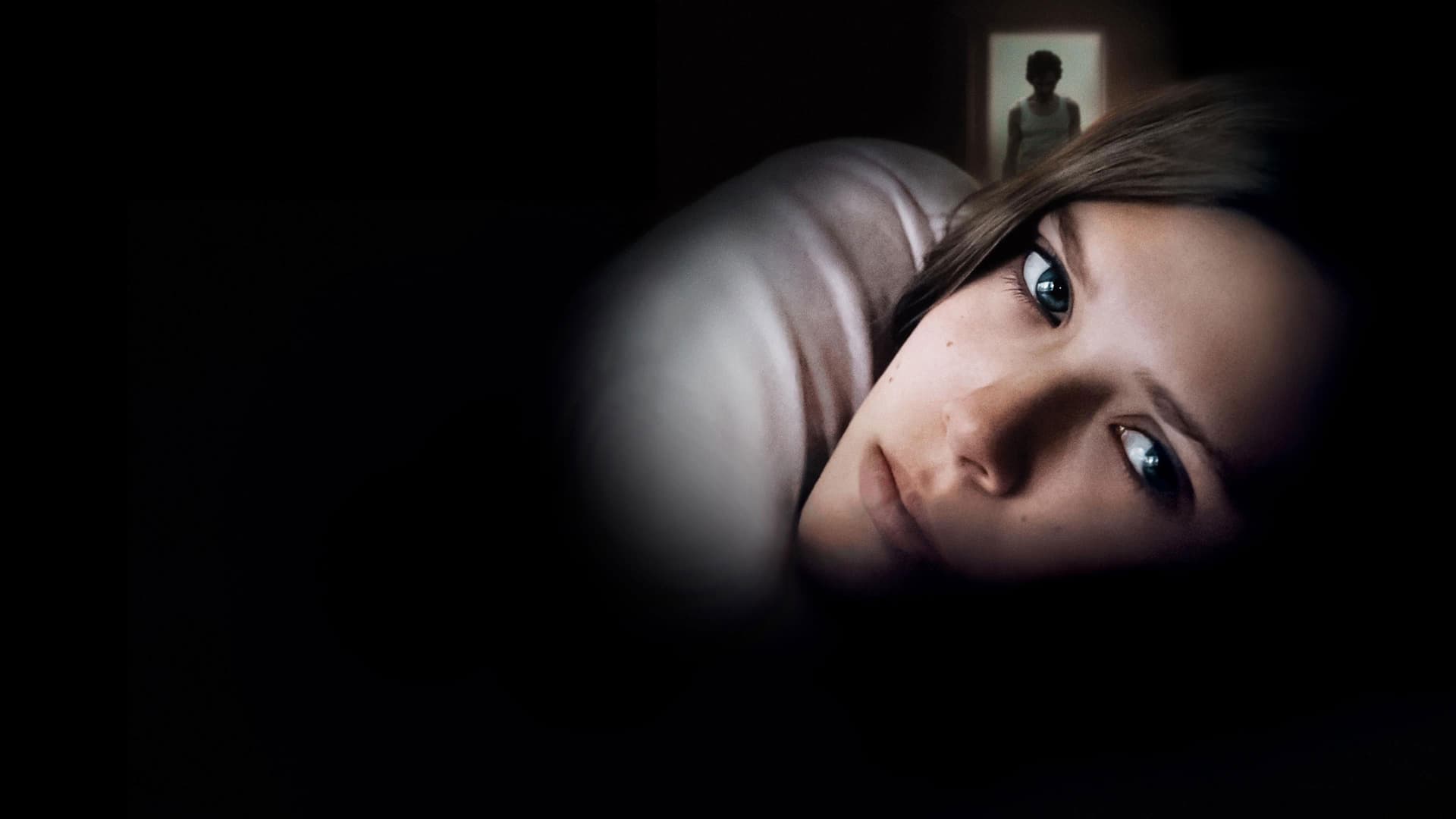 Martha Marcy May Marlene / Тя е Марта, Марси Мей и Марлен