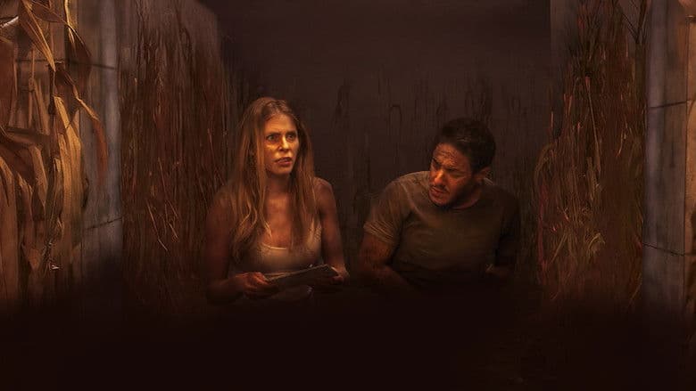 Escape the Field / Поле на смъртта (2022)