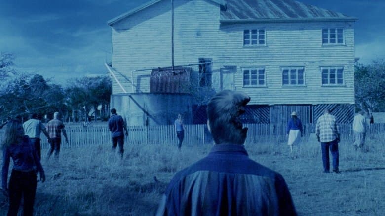 Undead / Вампирясването (2003)