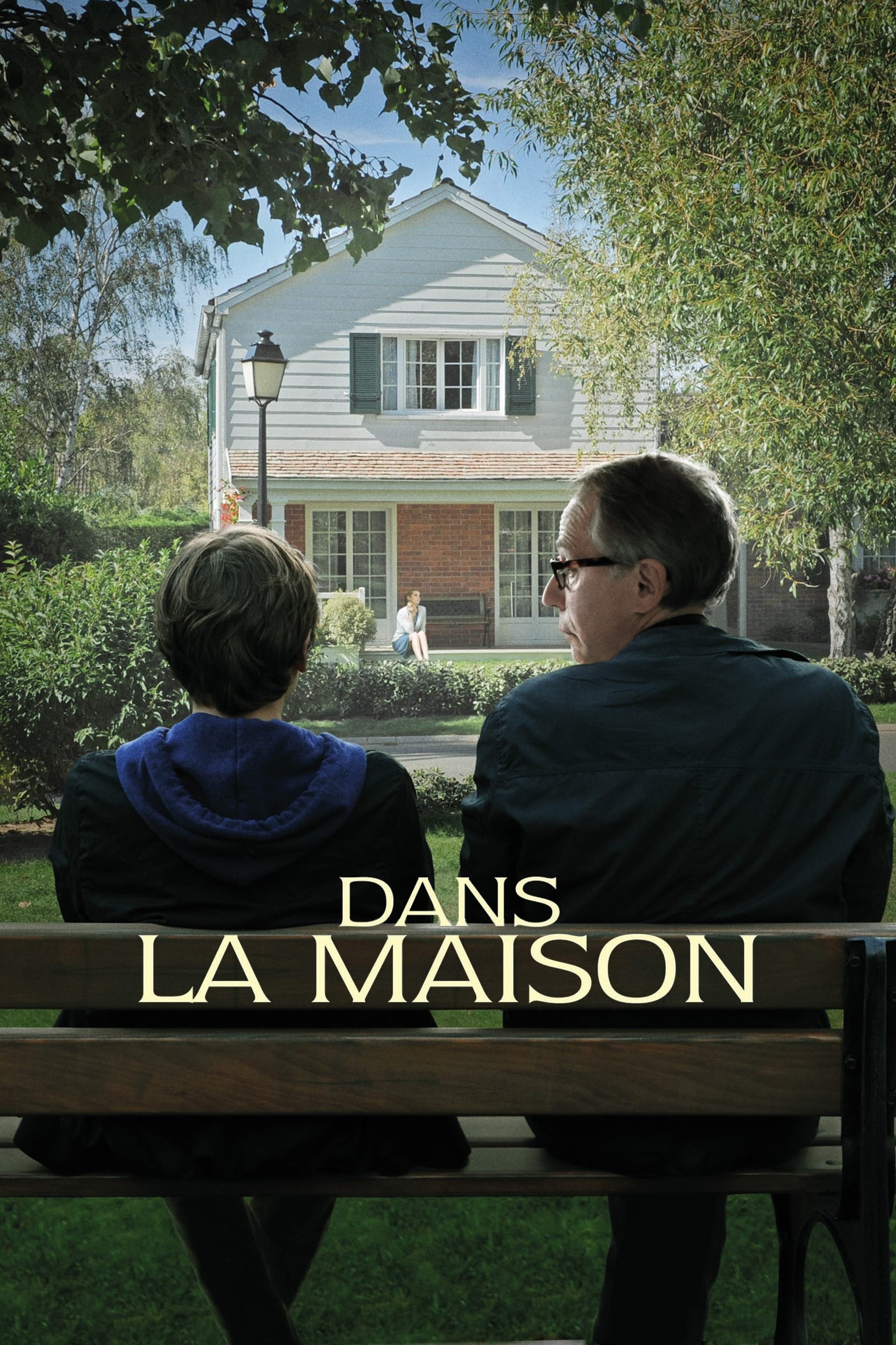 Dans la maison / В къщата